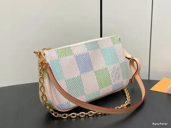 VUITTON Pochette Accessoires-23.5*13.5*4CM LOUIS 0515